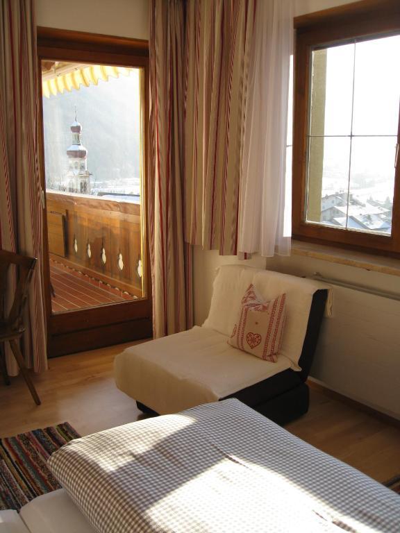 Haus Bergheimat - Familie Oberacher Vendégház Fulpmes Szoba fotó