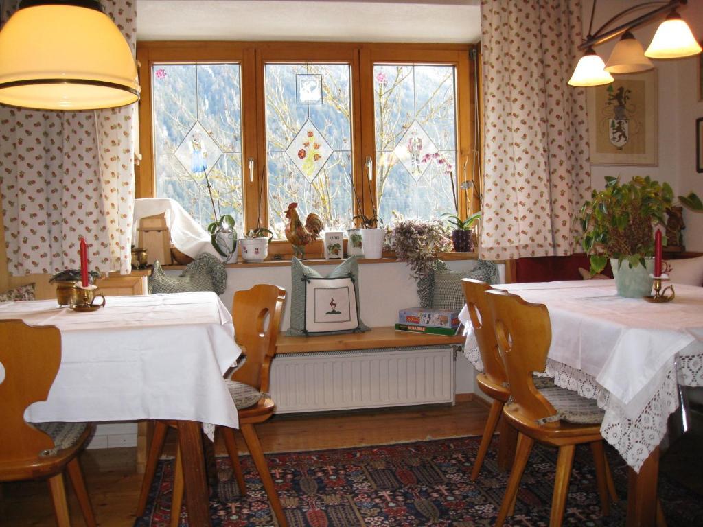 Haus Bergheimat - Familie Oberacher Vendégház Fulpmes Kültér fotó