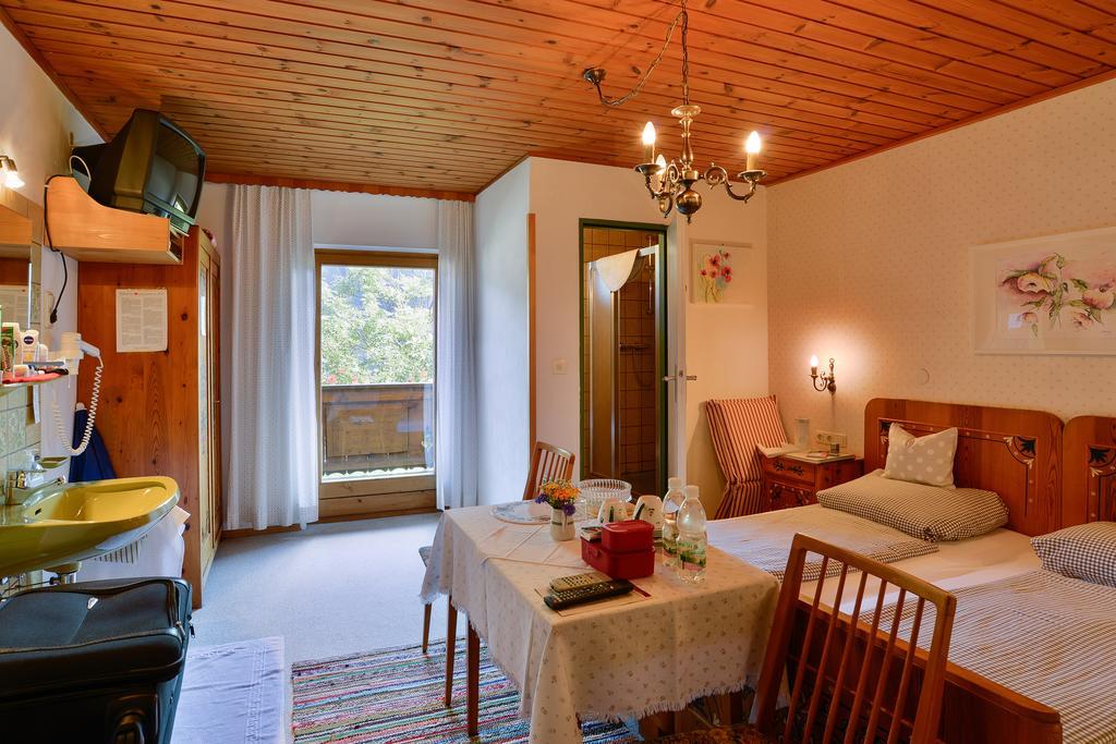 Haus Bergheimat - Familie Oberacher Vendégház Fulpmes Szoba fotó